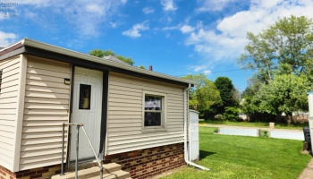 1608 Pierce, Sandusky, 44870, 3 Bedrooms Bedrooms, ,2 BathroomsBathrooms,Residential,For Sale,Pierce,20252006