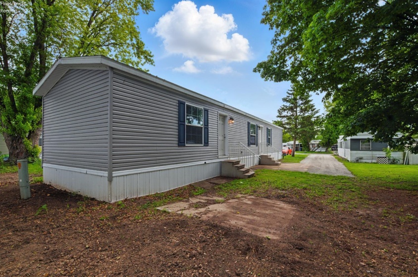 2614 Tiffin Avenue, Sandusky, 44870, 3 Bedrooms Bedrooms, ,2 BathroomsBathrooms,Residential,For Sale,Tiffin Avenue,20251993