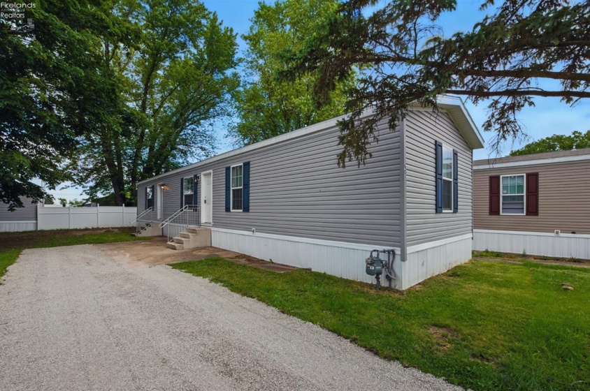 2614 Tiffin Avenue, Sandusky, 44870, 3 Bedrooms Bedrooms, ,2 BathroomsBathrooms,Residential,For Sale,Tiffin Avenue,20251993