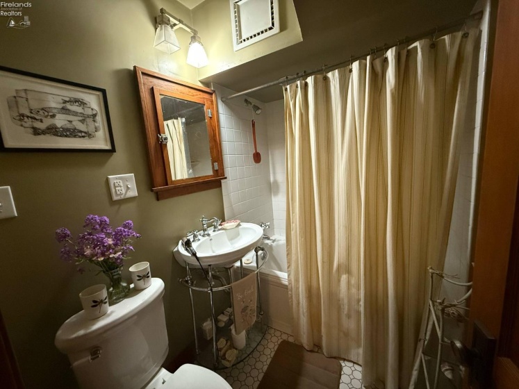 4003 ST. RT. 113 E., Milan, 44846, 3 Bedrooms Bedrooms, ,2 BathroomsBathrooms,Residential,For Sale,ST. RT. 113 E.,20252010