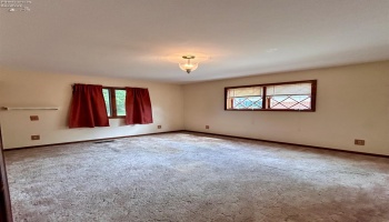 780 Angela Drive, Fostoria, 44830, 4 Bedrooms Bedrooms, ,5 BathroomsBathrooms,Residential,For Sale,Angela Drive,20251959
