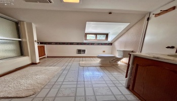 780 Angela Drive, Fostoria, 44830, 4 Bedrooms Bedrooms, ,5 BathroomsBathrooms,Residential,For Sale,Angela Drive,20251959