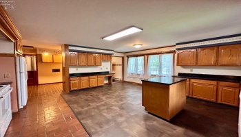 780 Angela Drive, Fostoria, 44830, 4 Bedrooms Bedrooms, ,5 BathroomsBathrooms,Residential,For Sale,Angela Drive,20251959