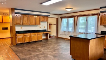 780 Angela Drive, Fostoria, 44830, 4 Bedrooms Bedrooms, ,5 BathroomsBathrooms,Residential,For Sale,Angela Drive,20251959