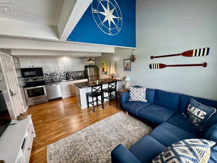 71 Schooner Point Drive, Port Clinton, 43452, 2 Bedrooms Bedrooms, ,2 BathroomsBathrooms,Residential,For Sale,Schooner Point,20252016