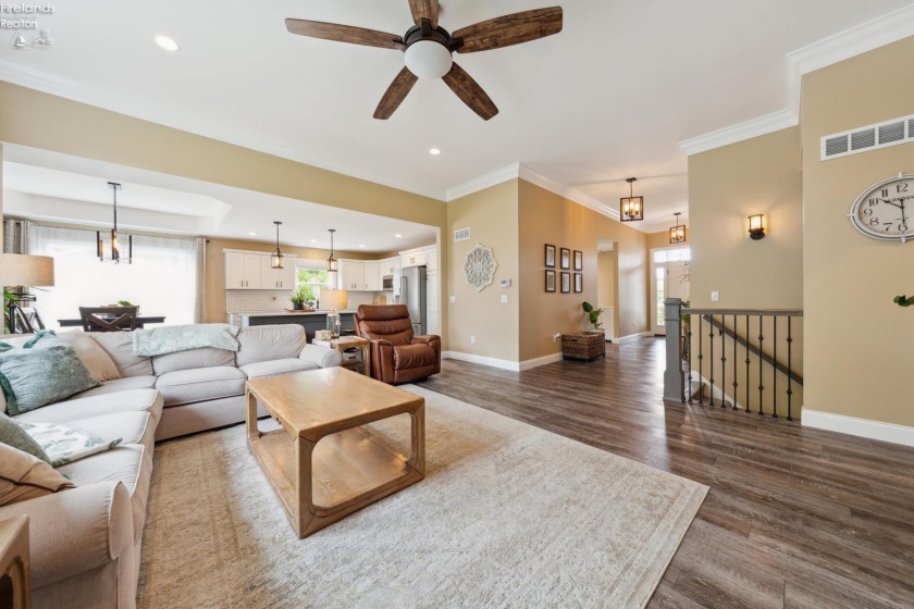 4465 Balliette Drive, Port Clinton, 43452, 3 Bedrooms Bedrooms, ,2 BathroomsBathrooms,Residential,For Sale,Balliette,20251969