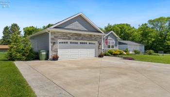 4465 Balliette Drive, Port Clinton, 43452, 3 Bedrooms Bedrooms, ,2 BathroomsBathrooms,Residential,For Sale,Balliette,20251969