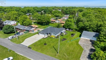 4465 Balliette Drive, Port Clinton, 43452, 3 Bedrooms Bedrooms, ,2 BathroomsBathrooms,Residential,For Sale,Balliette,20251969