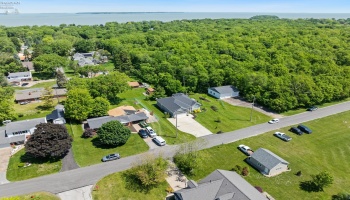 4465 Balliette Drive, Port Clinton, 43452, 3 Bedrooms Bedrooms, ,2 BathroomsBathrooms,Residential,For Sale,Balliette,20251969