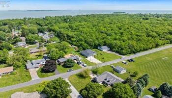 4465 Balliette Drive, Port Clinton, 43452, 3 Bedrooms Bedrooms, ,2 BathroomsBathrooms,Residential,For Sale,Balliette,20251969