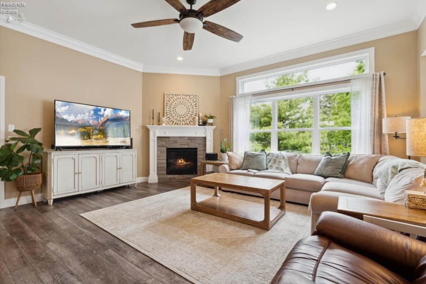 4465 Balliette Drive, Port Clinton, 43452, 3 Bedrooms Bedrooms, ,2 BathroomsBathrooms,Residential,For Sale,Balliette,20251969