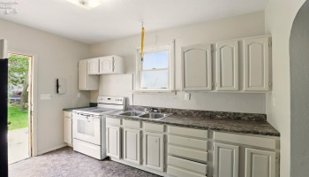 707 Brysen, Toledo, 43609, 3 Bedrooms Bedrooms, ,1 BathroomBathrooms,Residential,For Sale,Brysen,20252002