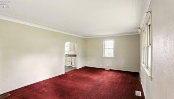 707 Brysen, Toledo, 43609, 3 Bedrooms Bedrooms, ,1 BathroomBathrooms,Residential,For Sale,Brysen,20252002