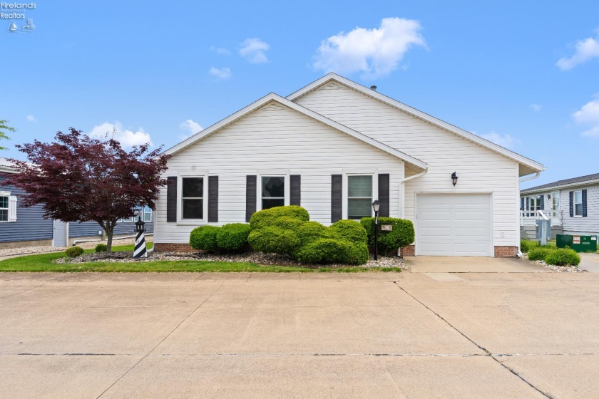 6485 Harbor Road, Marblehead, 43440, 3 Bedrooms Bedrooms, ,2 BathroomsBathrooms,Residential,For Sale,Harbor,20252020