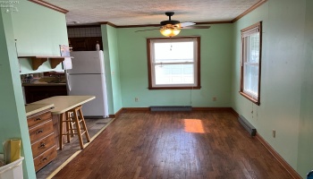 52 Prospect Street, New London, 44851, 2 Bedrooms Bedrooms, ,2 BathroomsBathrooms,Residential,For Sale,Prospect,20252024