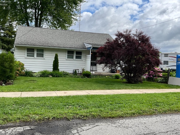 52 Prospect Street, New London, 44851, 2 Bedrooms Bedrooms, ,2 BathroomsBathrooms,Residential,For Sale,Prospect,20252024