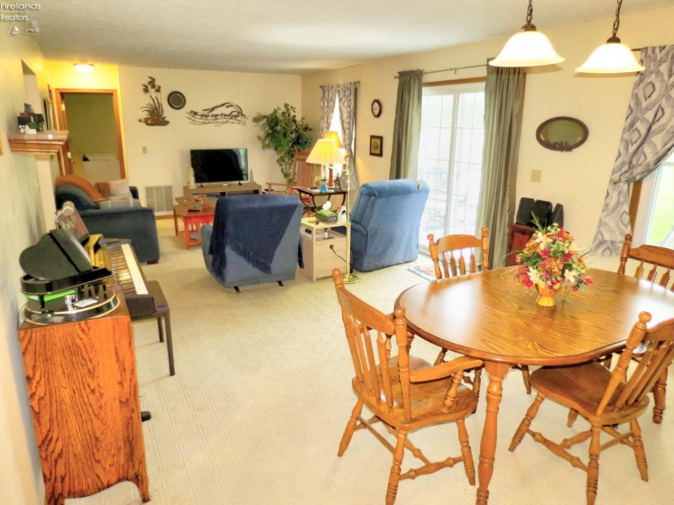 1560 Fremont Road, Port Clinton, 43452, 3 Bedrooms Bedrooms, ,2 BathroomsBathrooms,Residential,For Sale,Fremont,20252022
