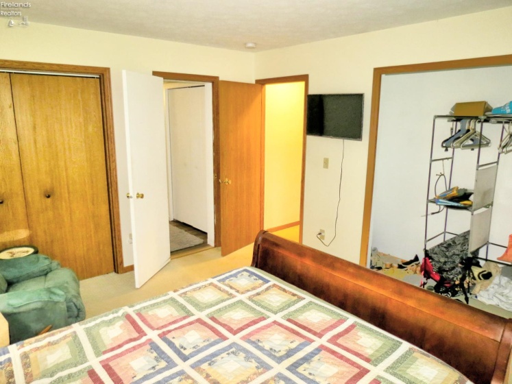 1560 Fremont Road, Port Clinton, 43452, 3 Bedrooms Bedrooms, ,2 BathroomsBathrooms,Residential,For Sale,Fremont,20252022