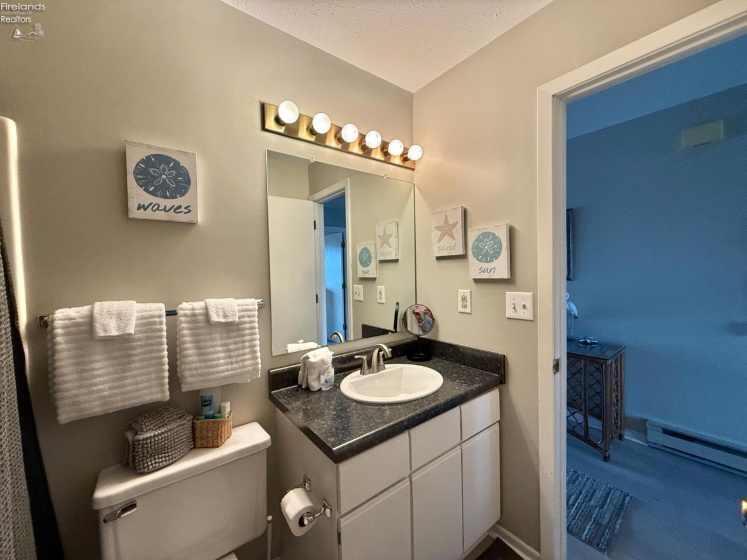 1801 Perry Street, Port Clinton, 43452, 1 Bedroom Bedrooms, ,1 BathroomBathrooms,Residential,For Sale,Perry,20252009