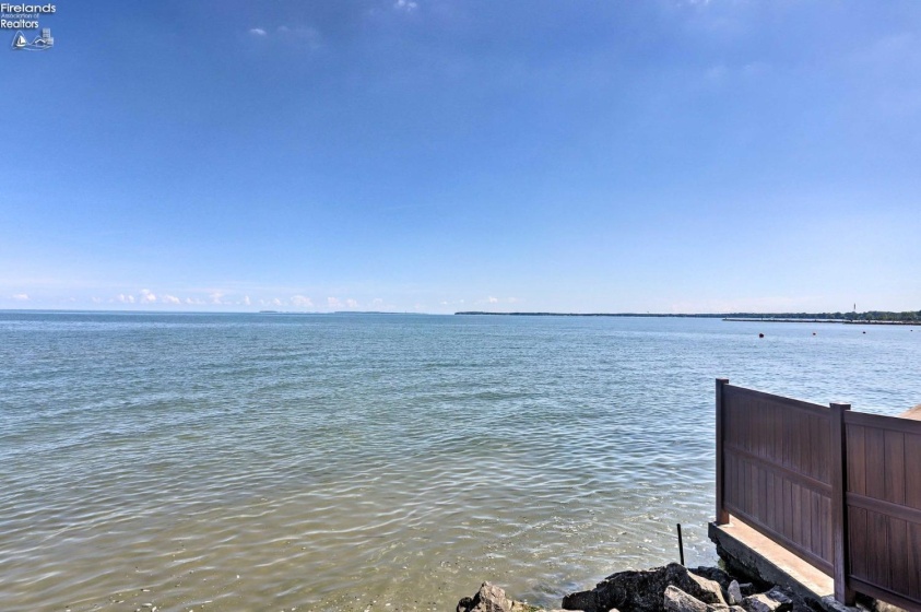 1801 Perry Street, Port Clinton, 43452, 1 Bedroom Bedrooms, ,1 BathroomBathrooms,Residential,For Sale,Perry,20252009