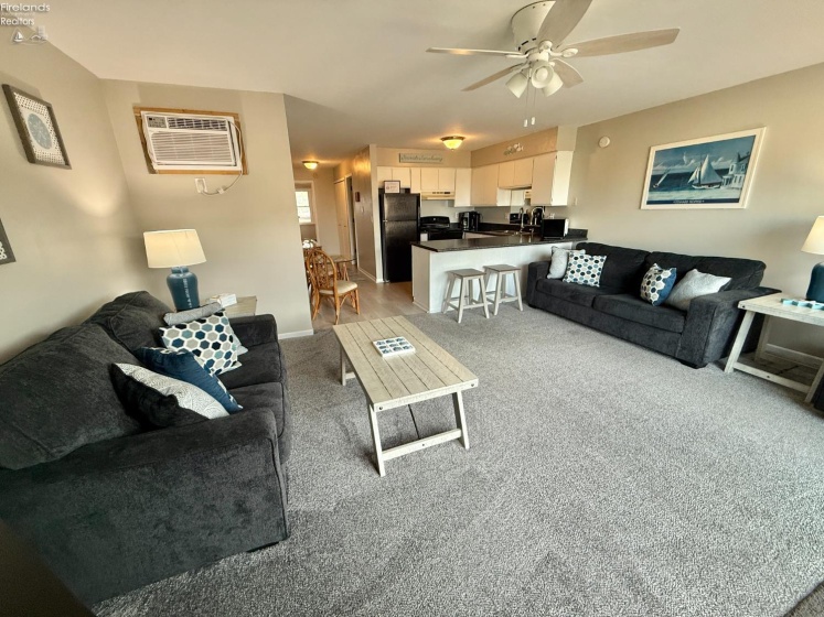 1801 Perry Street, Port Clinton, 43452, 1 Bedroom Bedrooms, ,1 BathroomBathrooms,Residential,For Sale,Perry,20252009