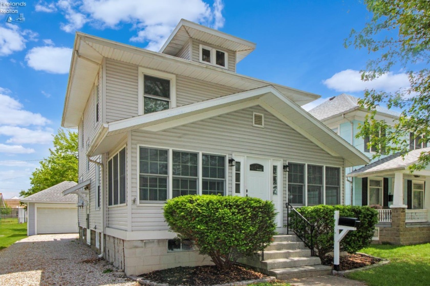 713 Madison Street, Port Clinton, 43452, 3 Bedrooms Bedrooms, ,3 BathroomsBathrooms,Residential,For Sale,Madison,20252013