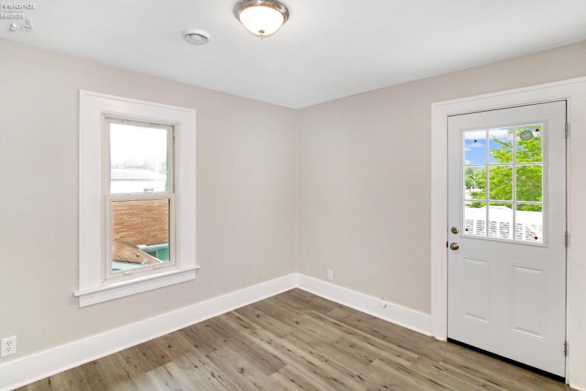 713 Madison Street, Port Clinton, 43452, 3 Bedrooms Bedrooms, ,3 BathroomsBathrooms,Residential,For Sale,Madison,20252013