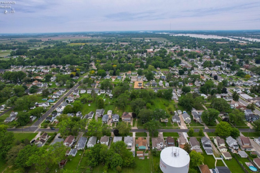 713 Madison Street, Port Clinton, 43452, 3 Bedrooms Bedrooms, ,3 BathroomsBathrooms,Residential,For Sale,Madison,20252013