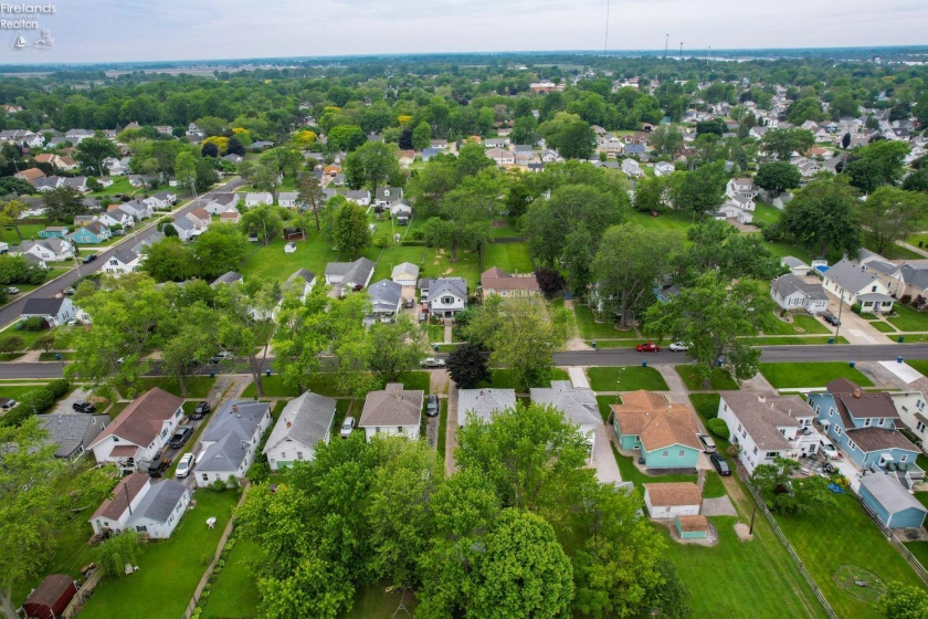713 Madison Street, Port Clinton, 43452, 3 Bedrooms Bedrooms, ,3 BathroomsBathrooms,Residential,For Sale,Madison,20252013