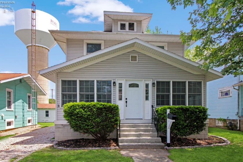713 Madison Street, Port Clinton, 43452, 3 Bedrooms Bedrooms, ,3 BathroomsBathrooms,Residential,For Sale,Madison,20252013
