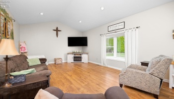 1028 Eagle Ridge Drive, Huron, 44839, 4 Bedrooms Bedrooms, ,3 BathroomsBathrooms,Residential,For Sale,Eagle Ridge,20251814