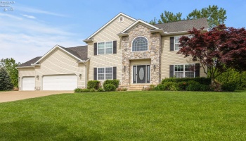 1028 Eagle Ridge Drive, Huron, 44839, 4 Bedrooms Bedrooms, ,3 BathroomsBathrooms,Residential,For Sale,Eagle Ridge,20251814