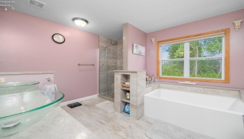 1028 Eagle Ridge Drive, Huron, 44839, 4 Bedrooms Bedrooms, ,3 BathroomsBathrooms,Residential,For Sale,Eagle Ridge,20251814