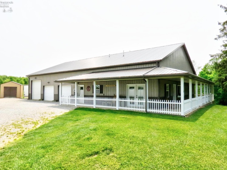 1319 Burkholder, Clyde, 43410, 2 Bedrooms Bedrooms, ,2 BathroomsBathrooms,Residential,For Sale,Burkholder,20252041