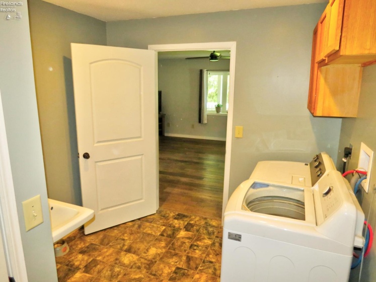1319 Burkholder, Clyde, 43410, 2 Bedrooms Bedrooms, ,2 BathroomsBathrooms,Residential,For Sale,Burkholder,20252041