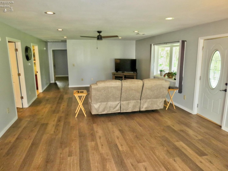 1319 Burkholder, Clyde, 43410, 2 Bedrooms Bedrooms, ,2 BathroomsBathrooms,Residential,For Sale,Burkholder,20252041