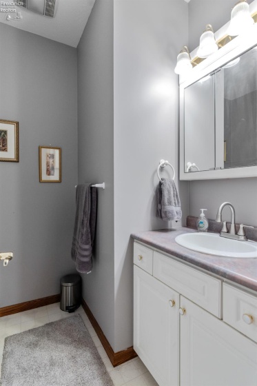 4155 Laurel Ridge Drive, Port Clinton, 43452, 3 Bedrooms Bedrooms, ,3 BathroomsBathrooms,Residential,For Sale,Laurel Ridge,20252030