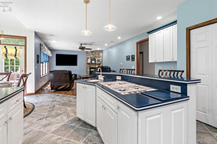 4155 Laurel Ridge Drive, Port Clinton, 43452, 3 Bedrooms Bedrooms, ,3 BathroomsBathrooms,Residential,For Sale,Laurel Ridge,20252030