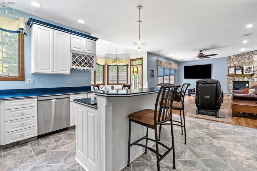 4155 Laurel Ridge Drive, Port Clinton, 43452, 3 Bedrooms Bedrooms, ,3 BathroomsBathrooms,Residential,For Sale,Laurel Ridge,20252030