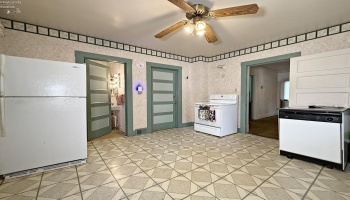 125 Davis St, Tiffin, 44883, 4 Bedrooms Bedrooms, ,1 BathroomBathrooms,Residential,For Sale,Davis St,20252037