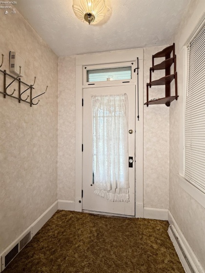 125 Davis St, Tiffin, 44883, 4 Bedrooms Bedrooms, ,1 BathroomBathrooms,Residential,For Sale,Davis St,20252037