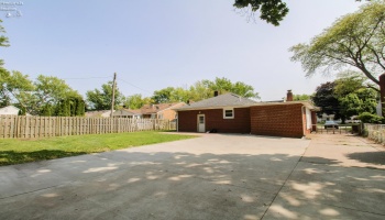 1325 Perkins Avenue, Sandusky, 44870, 3 Bedrooms Bedrooms, ,2 BathroomsBathrooms,Residential,For Sale,Perkins,20251735