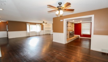 1325 Perkins Avenue, Sandusky, 44870, 3 Bedrooms Bedrooms, ,2 BathroomsBathrooms,Residential,For Sale,Perkins,20251735