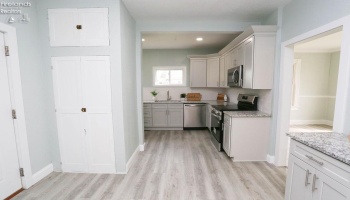 1028 Alger Street, Fremont, 43420, 3 Bedrooms Bedrooms, ,1 BathroomBathrooms,Residential,For Sale,Alger,20252039 1028 Alger Street, Fremont, 43420, 3 Bedrooms Bedrooms, ,1 BathroomBathrooms,Residential,For Sale,Alger,20252039