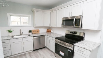 1028 Alger Street, Fremont, 43420, 3 Bedrooms Bedrooms, ,1 BathroomBathrooms,Residential,For Sale,Alger,20252039 1028 Alger Street, Fremont, 43420, 3 Bedrooms Bedrooms, ,1 BathroomBathrooms,Residential,For Sale,Alger,20252039