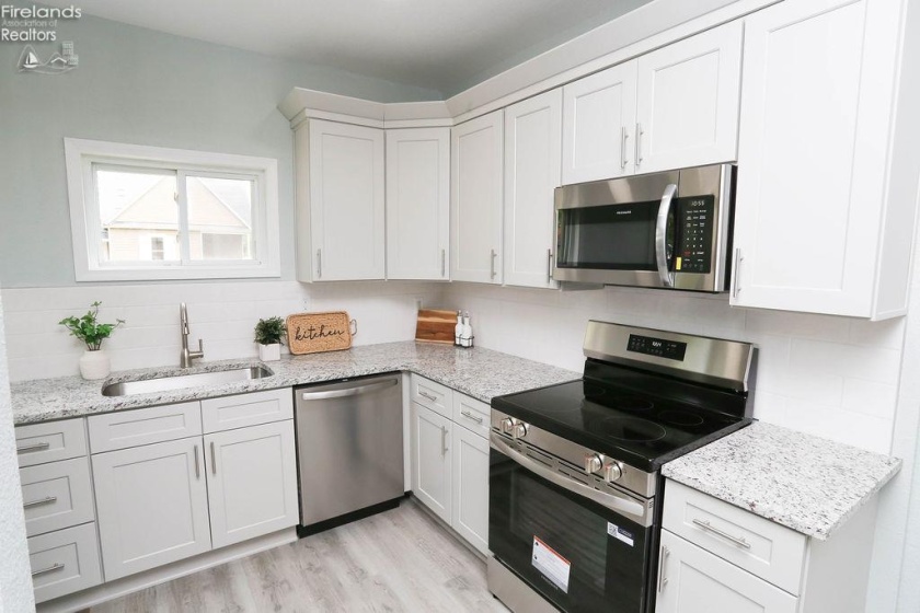 1028 Alger Street, Fremont, 43420, 3 Bedrooms Bedrooms, ,1 BathroomBathrooms,Residential,For Sale,Alger,20252039