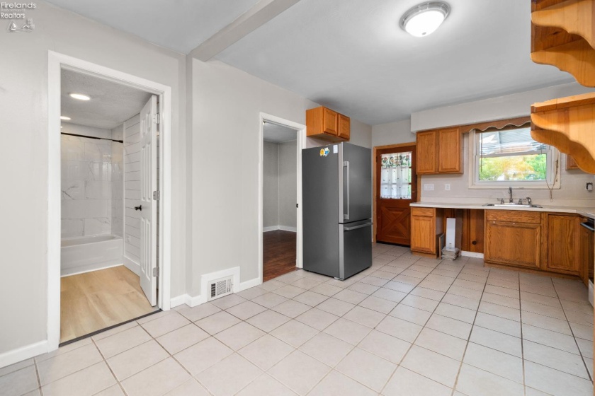348 Elberta Drive, Vermilion, 44089, 3 Bedrooms Bedrooms, ,1 BathroomBathrooms,Residential,For Sale,Elberta,20252061