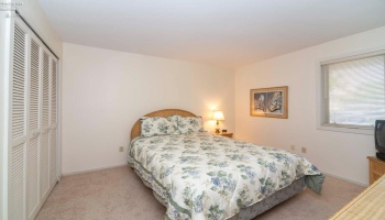 90 Marina Point Drive, Sandusky, 44870, 2 Bedrooms Bedrooms, ,2 BathroomsBathrooms,Residential,For Sale,Marina Point,20252063