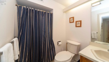 90 Marina Point Drive, Sandusky, 44870, 2 Bedrooms Bedrooms, ,2 BathroomsBathrooms,Residential,For Sale,Marina Point,20252063