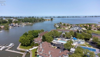 90 Marina Point Drive, Sandusky, 44870, 2 Bedrooms Bedrooms, ,2 BathroomsBathrooms,Residential,For Sale,Marina Point,20252063